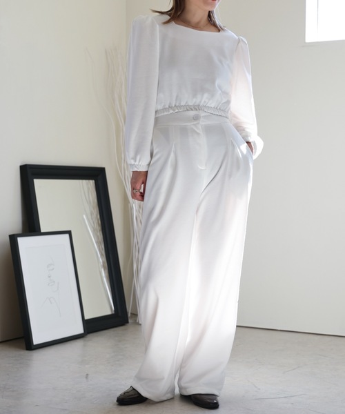 ULEULA(ウルア)の「パワショルスクエアトップス+タックワイドパンツ セットアップ(セットアップ・レディース・ホワイト/ブラック/グレー・FREE)」の7枚目の写真