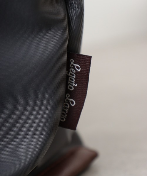 Legato Largo（レガートラルゴ）の「Legato Largo【肩楽】　撥水微光沢ナイロントートバッグ（トートバッグ・レディース・グレー/ピンクベージュ/ブラック/オリーブ/マスタード/ネイビー・FREE）」の14枚目の写真