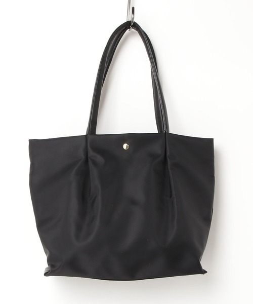 Legato Largo（レガートラルゴ）の「Legato Largo【肩楽】　撥水微光沢ナイロントートバッグ（トートバッグ・レディース・グレー/ピンクベージュ/ブラック/オリーブ/マスタード/ネイビー・FREE）」の22枚目の写真