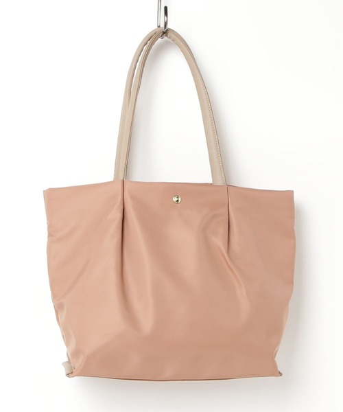Legato Largo（レガートラルゴ）の「Legato Largo【肩楽】　撥水微光沢ナイロントートバッグ（トートバッグ・レディース・グレー/ピンクベージュ/ブラック/オリーブ/マスタード/ネイビー・FREE）」の21枚目の写真