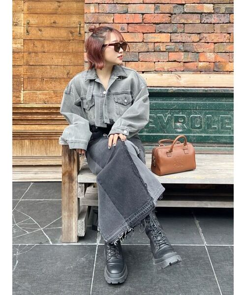 EVRIS（エヴリス）の「レイヤードデザインデニムスカート（デニムスカート・レディース・インディゴブルー/ブラック・MEDIUM/SMALL）」の3枚目の写真