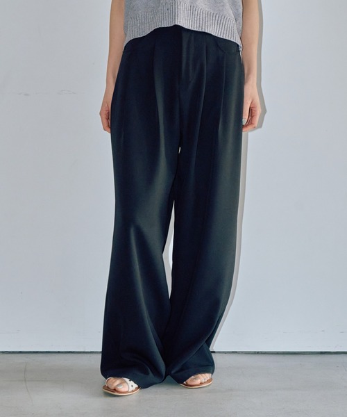 LIENCOEUR（リアンクール）の「タックワイドパンツ（スラックス・レディース・ダークグレー/ブラウン/ブラック/アイボリー・MEDIUM/SMALL）」の10枚目の写真