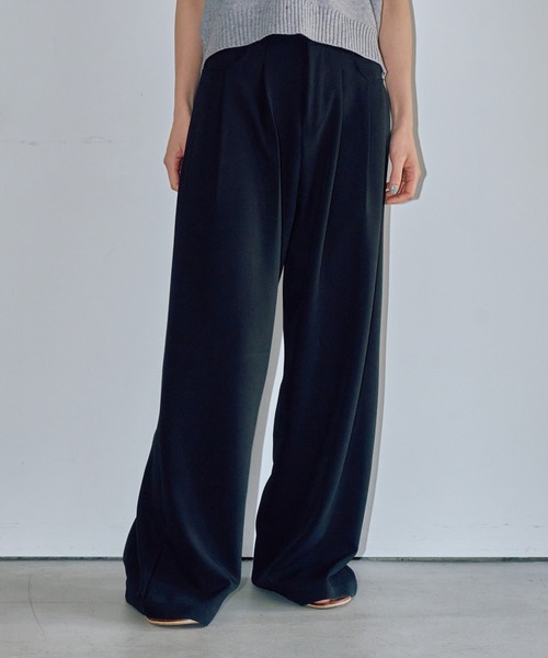 LIENCOEUR（リアンクール）の「タックワイドパンツ（スラックス・レディース・ダークグレー/ブラウン/ブラック/アイボリー・MEDIUM/SMALL）」の11枚目の写真