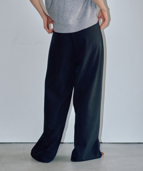 LIENCOEUR（リアンクール）の「タックワイドパンツ（スラックス・レディース・ダークグレー/ブラウン/ブラック/アイボリー・MEDIUM/SMALL）」の13枚目の写真