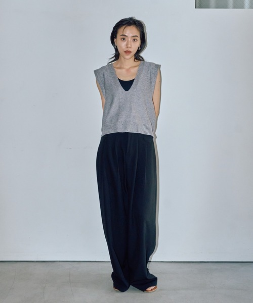 LIENCOEUR（リアンクール）の「タックワイドパンツ（スラックス・レディース・ダークグレー/ブラウン/ブラック/アイボリー・MEDIUM/SMALL）」の15枚目の写真