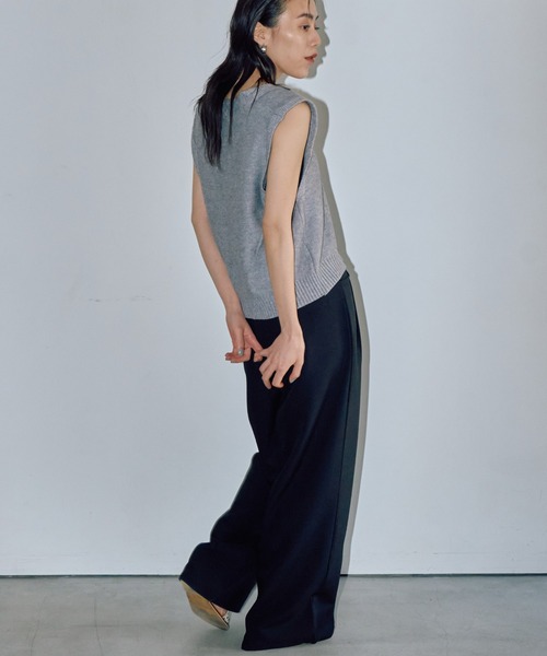 LIENCOEUR（リアンクール）の「タックワイドパンツ（スラックス・レディース・ダークグレー/ブラウン/ブラック/アイボリー・MEDIUM/SMALL）」の19枚目の写真