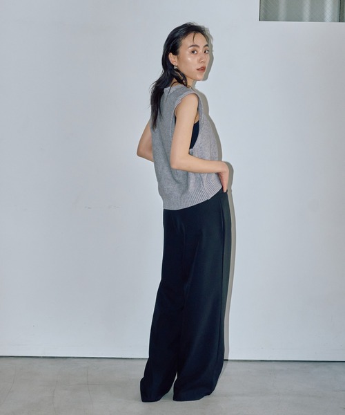 LIENCOEUR（リアンクール）の「タックワイドパンツ（スラックス・レディース・ダークグレー/ブラウン/ブラック/アイボリー・MEDIUM/SMALL）」の20枚目の写真