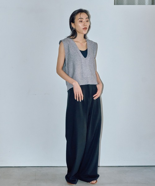 LIENCOEUR（リアンクール）の「タックワイドパンツ（スラックス・レディース・ダークグレー/ブラウン/ブラック/アイボリー・MEDIUM/SMALL）」の21枚目の写真