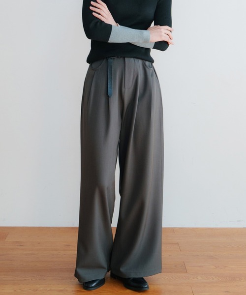 LIENCOEUR（リアンクール）の「タックワイドパンツ（スラックス・レディース・ダークグレー/ブラウン/ブラック/アイボリー・MEDIUM/SMALL）」の9枚目の写真