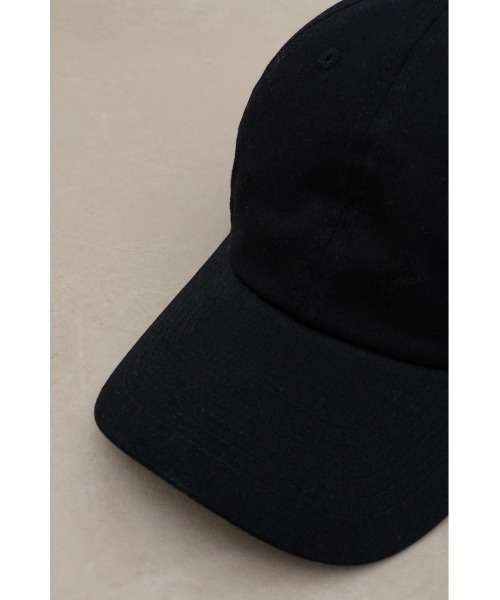 AZUL by moussy（アズールバイマウジー）の「バックロゴキャップ（キャップ・レディース・ブラック/ベージュ・FREE）」の11枚目の写真