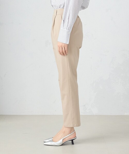 COMME CA MODELS(コムサモデルズ)の「【美しいベーシックパンツ】ストレッチツイルテーパードパンツ(その他パンツ・レディース・ブラック/ネイビー/ベージュ/ピンク・X-SMALL/SMALL/MEDIUM/LARGE/X-LARGE)」の10枚目の写真