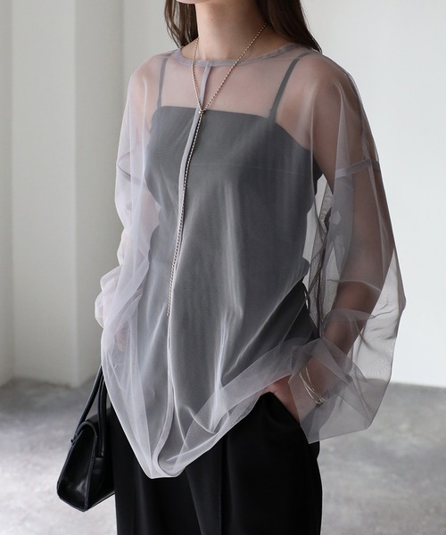 Riberry(リベリー)の「クルーネックオーバーシアートップス(Tシャツ/カットソー・レディース・グレイッシュベージュ/ブラック/ブルー/グレー/オフホワイト/ミント・FREE)」の4枚目の写真