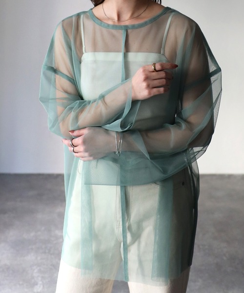 Riberry(リベリー)の「クルーネックオーバーシアートップス(Tシャツ/カットソー・レディース・グレイッシュベージュ/ブラック/ブルー/グレー/オフホワイト/ミント・FREE)」の8枚目の写真