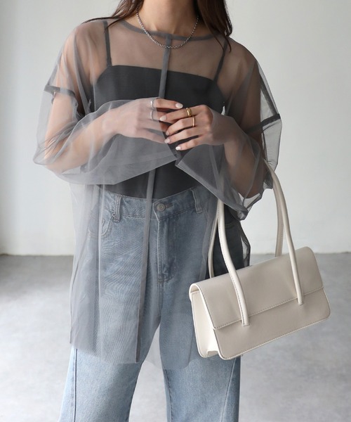 Riberry(リベリー)の「クルーネックオーバーシアートップス(Tシャツ/カットソー・レディース・グレイッシュベージュ/ブラック/ブルー/グレー/オフホワイト/ミント・FREE)」の13枚目の写真