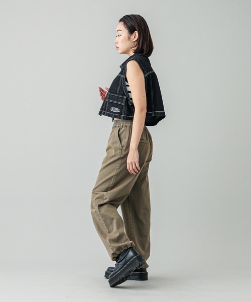 X-girl（エックスガール）の「SLEEVELESS CROPPED JACKET