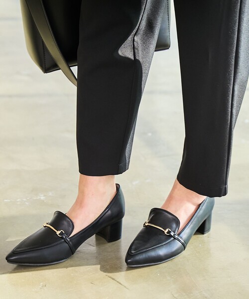 coen（コーエン）の「【RONEL】ローヒールビットローファー（パンプス・レディース・オフホワイト/ブラック・M/L）」の2枚目の写真