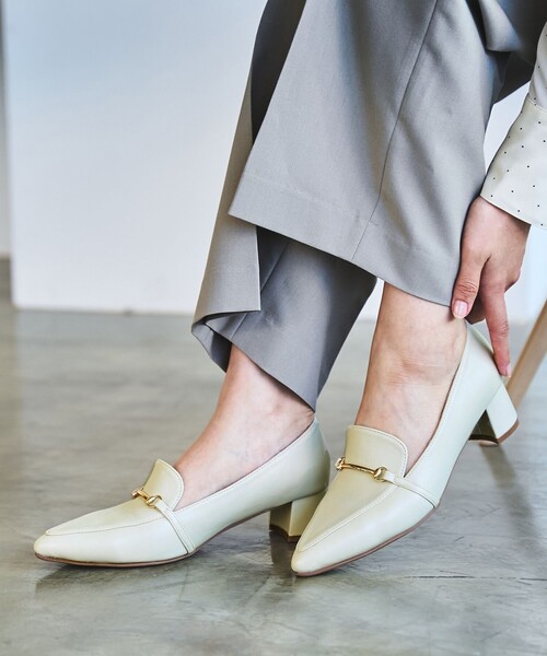 coen（コーエン）の「【RONEL】ローヒールビットローファー（パンプス・レディース・オフホワイト/ブラック・M/L）」の12枚目の写真