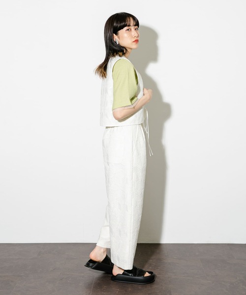 KBF（ケイビーエフ）の「ボンディングレースベスト（ベスト・レディース・オフホワイト/ブラック・ONE）」の15枚目の写真