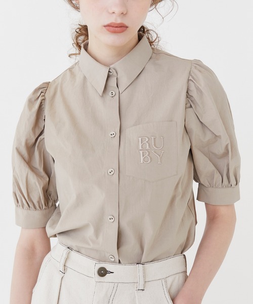 RUBY AND YOU(ルビーアンドユー)の「エンブロイダリーポケットシャツ(シャツ/ブラウス・レディース・オフホワイト/ベージュ系その他・FREE)」の2枚目の写真