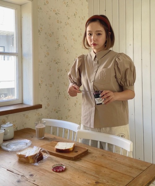 RUBY AND YOU(ルビーアンドユー)の「エンブロイダリーポケットシャツ(シャツ/ブラウス・レディース・オフホワイト/ベージュ系その他・FREE)」の11枚目の写真