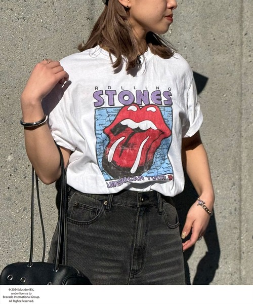 CIAOPANIC（チャオパニック）の「【ユニセックス】【THE ROLLING STONES/ローリング・ストーンズ】ヴィンテージ加工ロックTシャツ（Tシャツ/カットソー・レディース・ベージュ/クリア/ベージュ系その他2/ホワイト系その他3/ホワイト/ベージュ系その他/ホワイト系その他/アイボリー/ホワイト系その他4/ホワイト系その他2/オフホワイト/ベージュ系その他3/レッド/レッド系その他・FREE）」の5枚目の写真