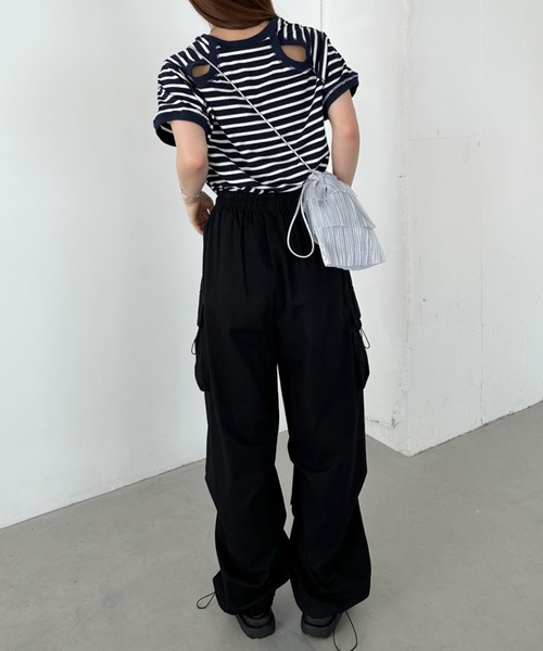 un+frame（アンフレーム）の「バックホールボーダー半袖トップス（Tシャツ/カットソー・レディース・ホワイト/ネイビー・FREE）」の7枚目の写真