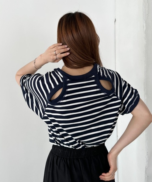 un+frame（アンフレーム）の「バックホールボーダー半袖トップス（Tシャツ/カットソー・レディース・ホワイト/ネイビー・FREE）」の12枚目の写真