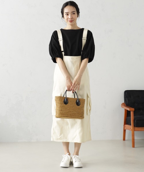 FOUND GOOD（ファウンドグッド）の「ふんわりスリーブ華奢見えTシャツ（Tシャツ/カットソー・レディース・ネイビー/ブラック/ホワイト系5/グレー系/ブルー系2/レッド系8・M/L/S）」の2枚目の写真