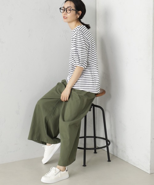 FOUND GOOD（ファウンドグッド）の「ふんわりスリーブ華奢見えTシャツ（Tシャツ/カットソー・レディース・ネイビー/ブラック/ホワイト系5/グレー系/ブルー系2/レッド系8・M/L/S）」の15枚目の写真