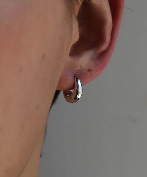 TOM WOOD（トムウッド）の「【TOMWOOD/トムウッド】Ice Huggie シルバー ピアス（ピアス（両耳用）・レディース・シルバー・FREE）」の15枚目の写真