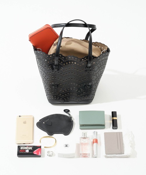 ZAKKA-BOX（ザッカボックス）の「スカラップレースパンチングトートバッグ（トートバッグ・レディース・ホワイト/ブラック・FREE）」の21枚目の写真