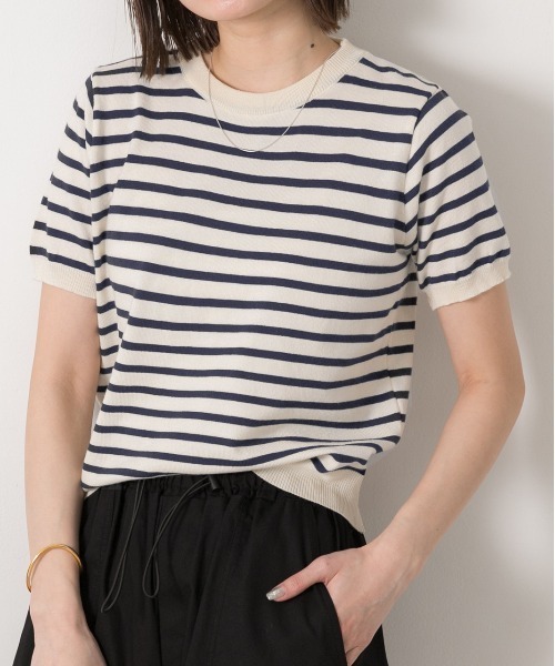 ad thie(アドティエ)の「ボーダー・ベーシック クルーネックニット(ニット/セーター・レディース・ブルー/ホワイト×ブラック/ライトブルー/ネイビー/イエロー/パープル/ブラック×ホワイト/ピンク/グリーン/ライトグリーン・FREE)」の6枚目の写真