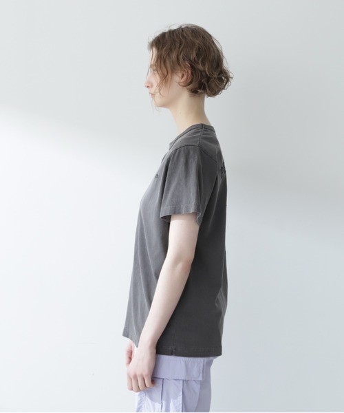 AVIREX(アヴィレックス)の「《直営店限定》FADE WASHT-SHIRT "PENSACOLA"/フェイドウォッシュTシャツ"ペンサコーラ"(Tシャツ/カットソー・レディース・オフホワイト/チャコールグレー/バーガンディー・SMALL/MEDIUM)」の9枚目の写真