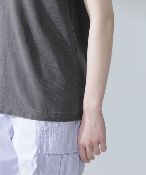 AVIREX(アヴィレックス)の「《直営店限定》FADE WASHT-SHIRT "PENSACOLA"/フェイドウォッシュTシャツ"ペンサコーラ"(Tシャツ/カットソー・レディース・オフホワイト/チャコールグレー/バーガンディー・SMALL/MEDIUM)」の14枚目の写真