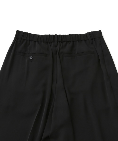 JUNRED(ジュンレッド)の「【 CICA加工・セットアップ対応 】ライトドレス4タックスーパーワイドパンツ(スラックス・メンズ・ブラック/チャコールグレー・L/M/S)」の4枚目の写真