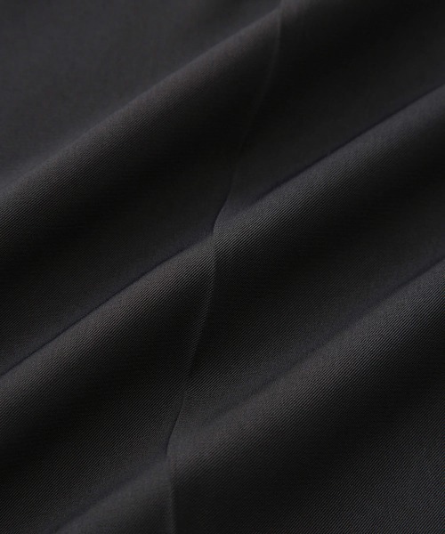 JUNRED(ジュンレッド)の「【 CICA加工・セットアップ対応 】ライトドレス4タックスーパーワイドパンツ(スラックス・メンズ・ブラック/チャコールグレー・L/M/S)」の7枚目の写真