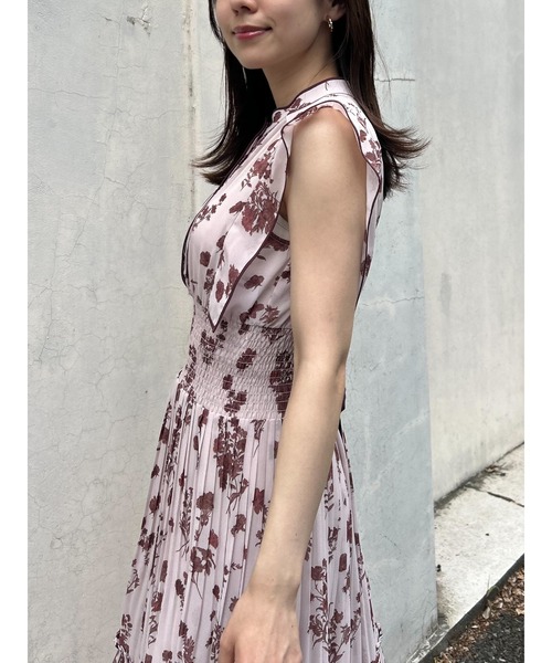 お値下げ？❗️美品✨Sustainableバイカラープリーツワンピース　サイズ2 SNIDEL（スナイデル）の「【WEB限定サイズあり】Sustainableバイ