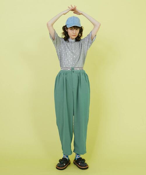 FRAPBOIS(フラボア)の「ベルギャザー パンツ(その他パンツ・レディース・ネイビー/グリーン・2/1)」の11枚目の写真