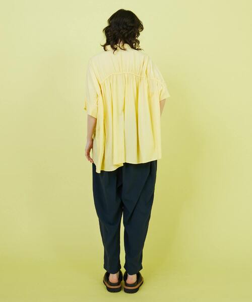 FRAPBOIS(フラボア)の「ベルギャザー パンツ(その他パンツ・レディース・ネイビー/グリーン・2/1)」の18枚目の写真