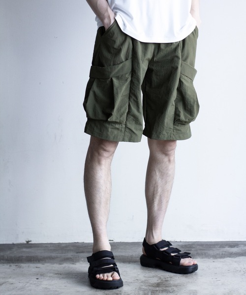 Magine（マージン）の「【SELECT】IR:ナイロンワッシャー カーゴショーツ（カーゴパンツ・メンズ・ブラック/ベージュ/カーキ・M/L/XL）」の3枚目の写真