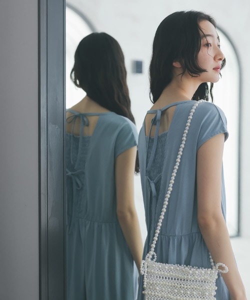 somari imagination(ソマリ イマジネーション)の「【汗じみ防止】バックデザインワンピース(ワンピース・レディース・ライトブルー/ブラック/ライトカーキ・1/2)」の19枚目の写真