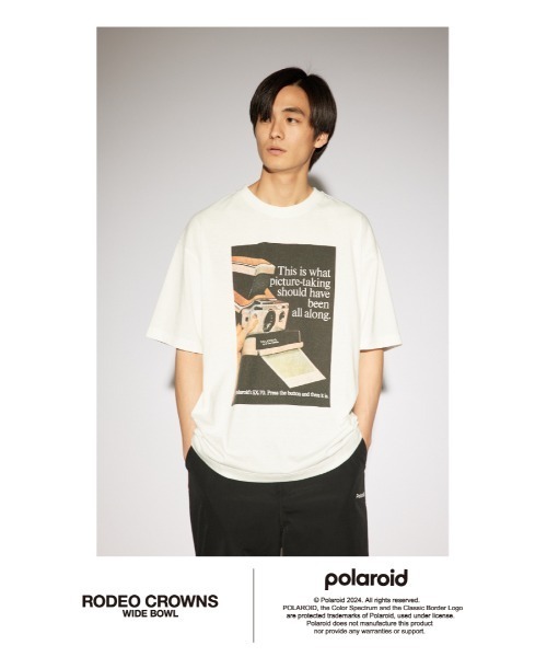 RODEO CROWNS WIDE BOWL(ロデオクラウンズワイドボウル)の「Polaroid フォトTシャツ(Tシャツ/カットソー・メンズ・ホワイト/ブラック・MEDIUM/LARGE)」の1枚目の写真