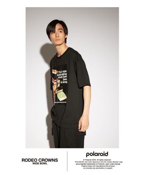 RODEO CROWNS WIDE BOWL(ロデオクラウンズワイドボウル)の「Polaroid フォトTシャツ(Tシャツ/カットソー・メンズ・ホワイト/ブラック・MEDIUM/LARGE)」の16枚目の写真