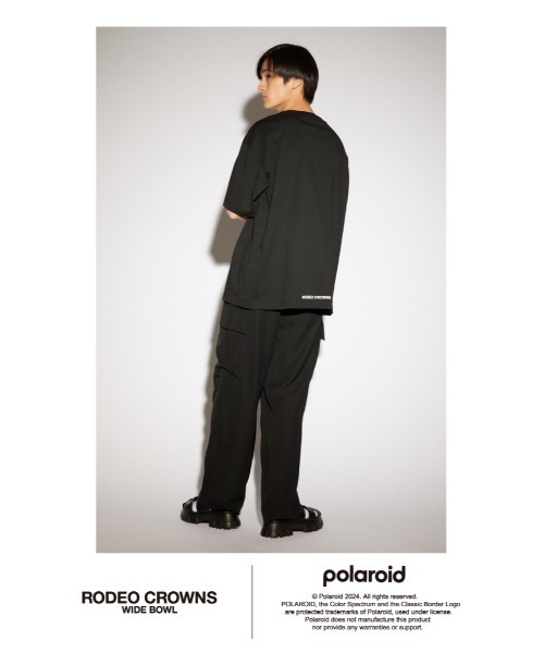 RODEO CROWNS WIDE BOWL(ロデオクラウンズワイドボウル)の「Polaroid フォトTシャツ(Tシャツ/カットソー・メンズ・ホワイト/ブラック・MEDIUM/LARGE)」の3枚目の写真