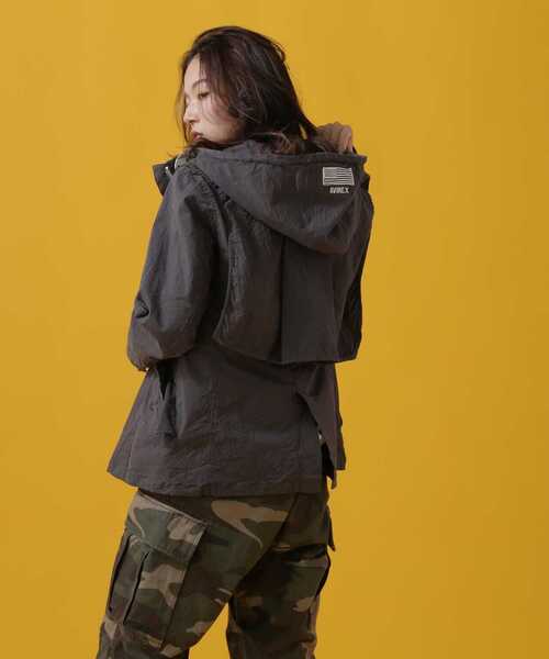 AVIREX(アヴィレックス)の「MOUNTAIN PARKA WITH THE CAPE / マウンテンパーカー ウィズ ザ ケープ / AVIREX / アヴィレックス(マウンテンパーカー・レディース・オリーブ系/アイボリー/チャコールグレー・S/M)」の16枚目の写真