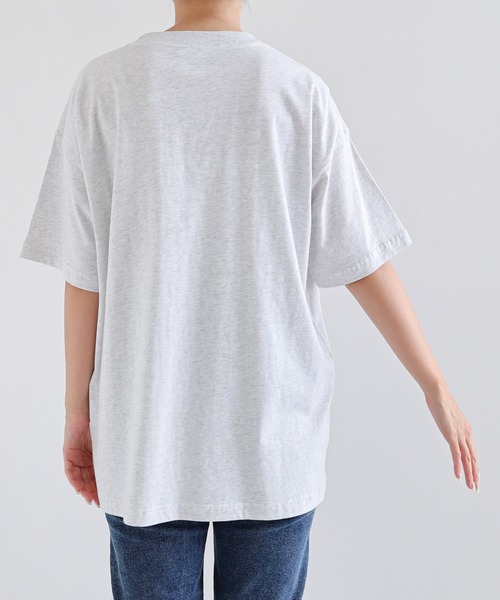 ANME(アンメ)の「ERAReactエンブロイダリーロゴ半袖Tシャツ(Tシャツ/カットソー・レディース・オートミール/ネイビー/オフホワイト/チャコールグレー・M/L/XL/XXL)」の8枚目の写真