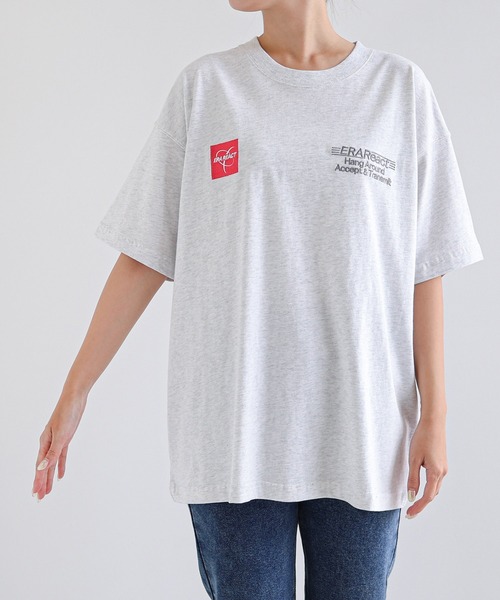 ANME(アンメ)の「ERAReactエンブロイダリーロゴ半袖Tシャツ(Tシャツ/カットソー・レディース・オートミール/ネイビー/オフホワイト/チャコールグレー・M/L/XL/XXL)」の6枚目の写真
