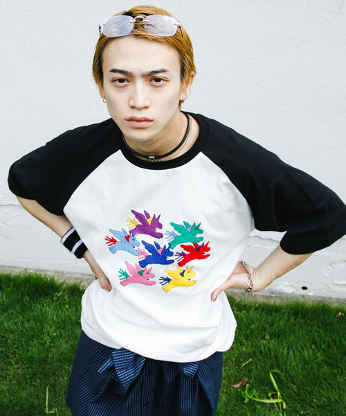 SENSE OF PLACE by URBAN RESEARCH（センスオブプレイスバイアーバンリサーチ）の「『別注』SHUHEI KOKI×SENSE OF PLACE　ラグランTシャツ（Tシャツ/カットソー・メンズ・ホワイト/ライトブルー/ブラック・MEDIUM/LARGE）」の6枚目の写真