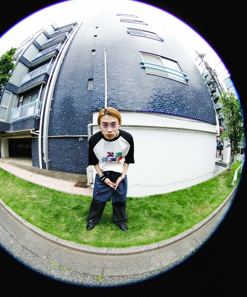 SENSE OF PLACE by URBAN RESEARCH（センスオブプレイスバイアーバンリサーチ）の「『別注』SHUHEI KOKI×SENSE OF PLACE　ラグランTシャツ（Tシャツ/カットソー・メンズ・ホワイト/ライトブルー/ブラック・MEDIUM/LARGE）」の14枚目の写真