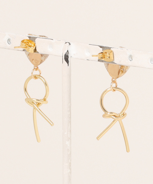 tone(トーン)の「【S.coeuf】【S.coeuf】金属アレルギー対応ピアス プチハート×結びリボン(MA)(ピアス(両耳用)・レディース・ピンク/パープル/ブルー・FREE)」の14枚目の写真
